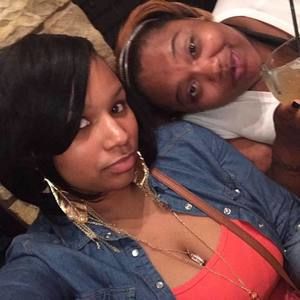 Meet your Posher, Dessa